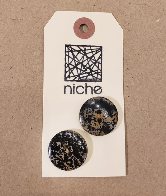 brown speckled buttons