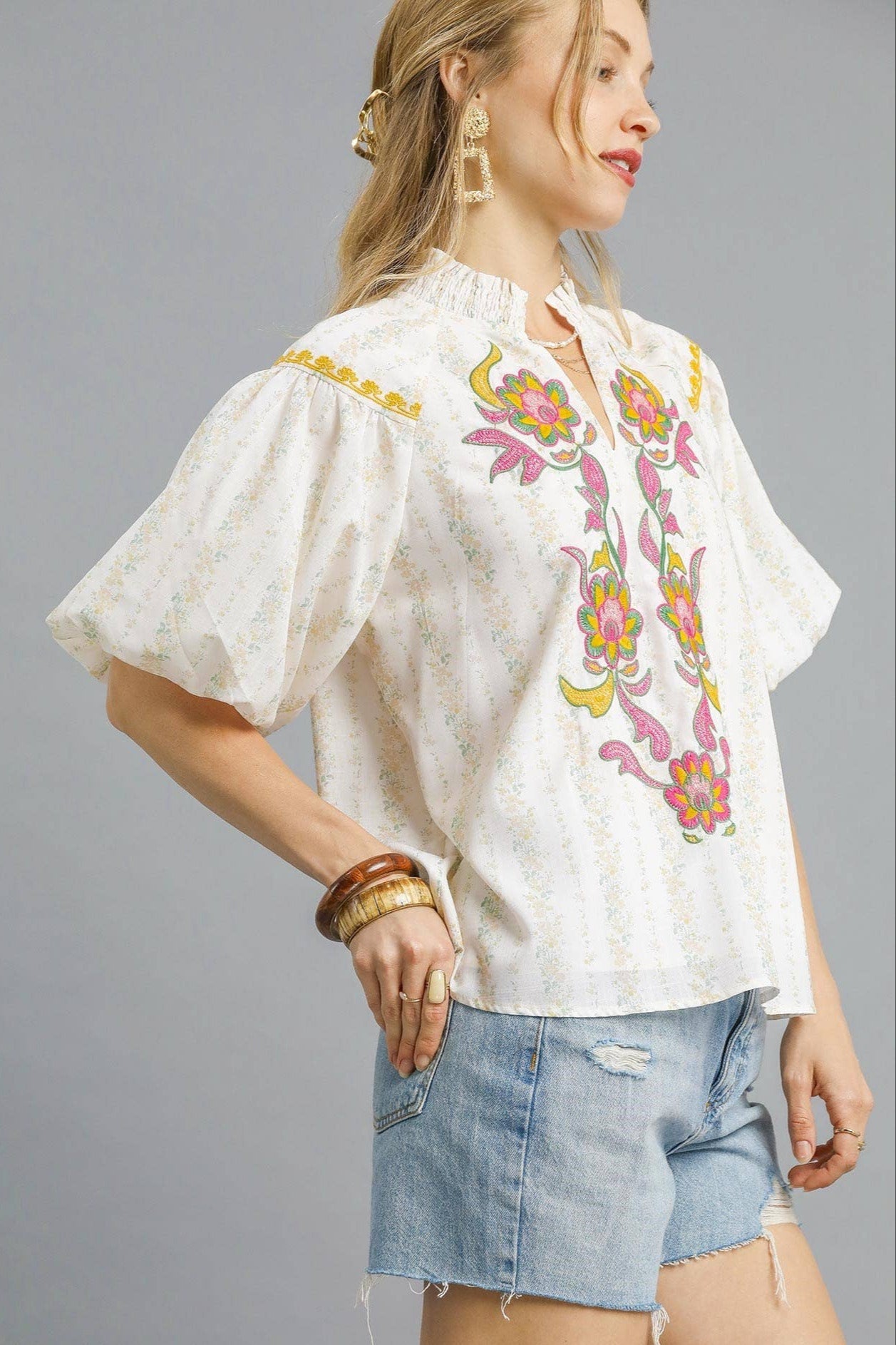 Floral Embroidered Puff Short Sleeve Top - Butter