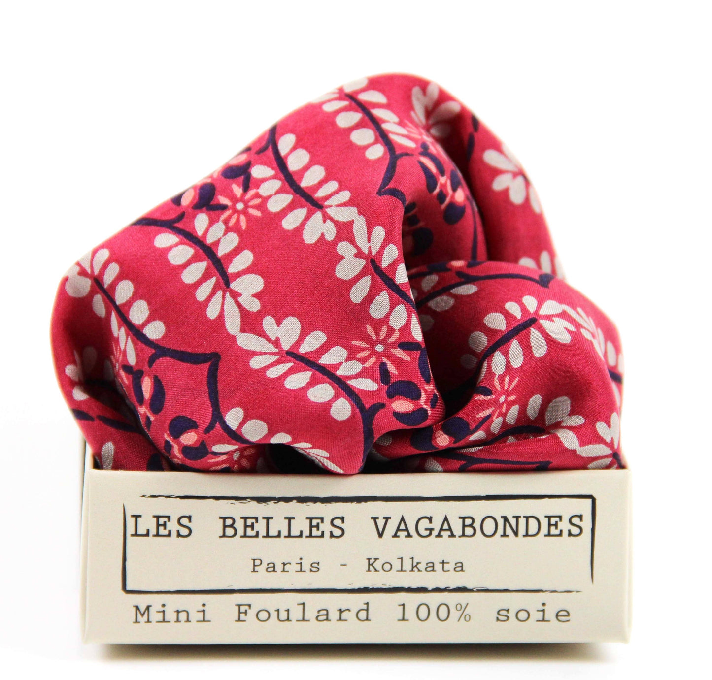 Red floral scarf on a white background with 'Les Belles Vagabondes' branding.