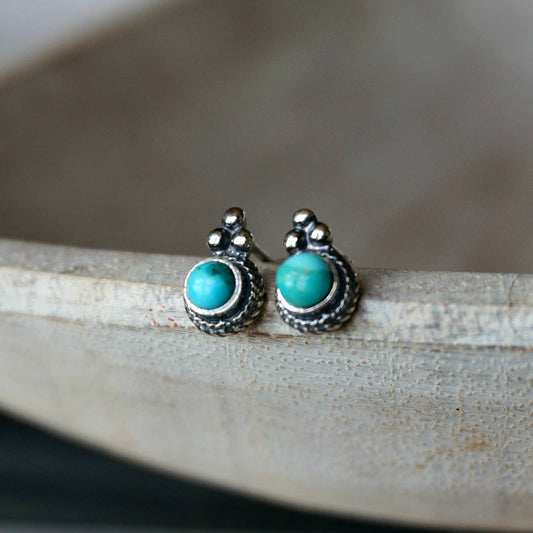 circular sterling silver turquoise stud post earrings