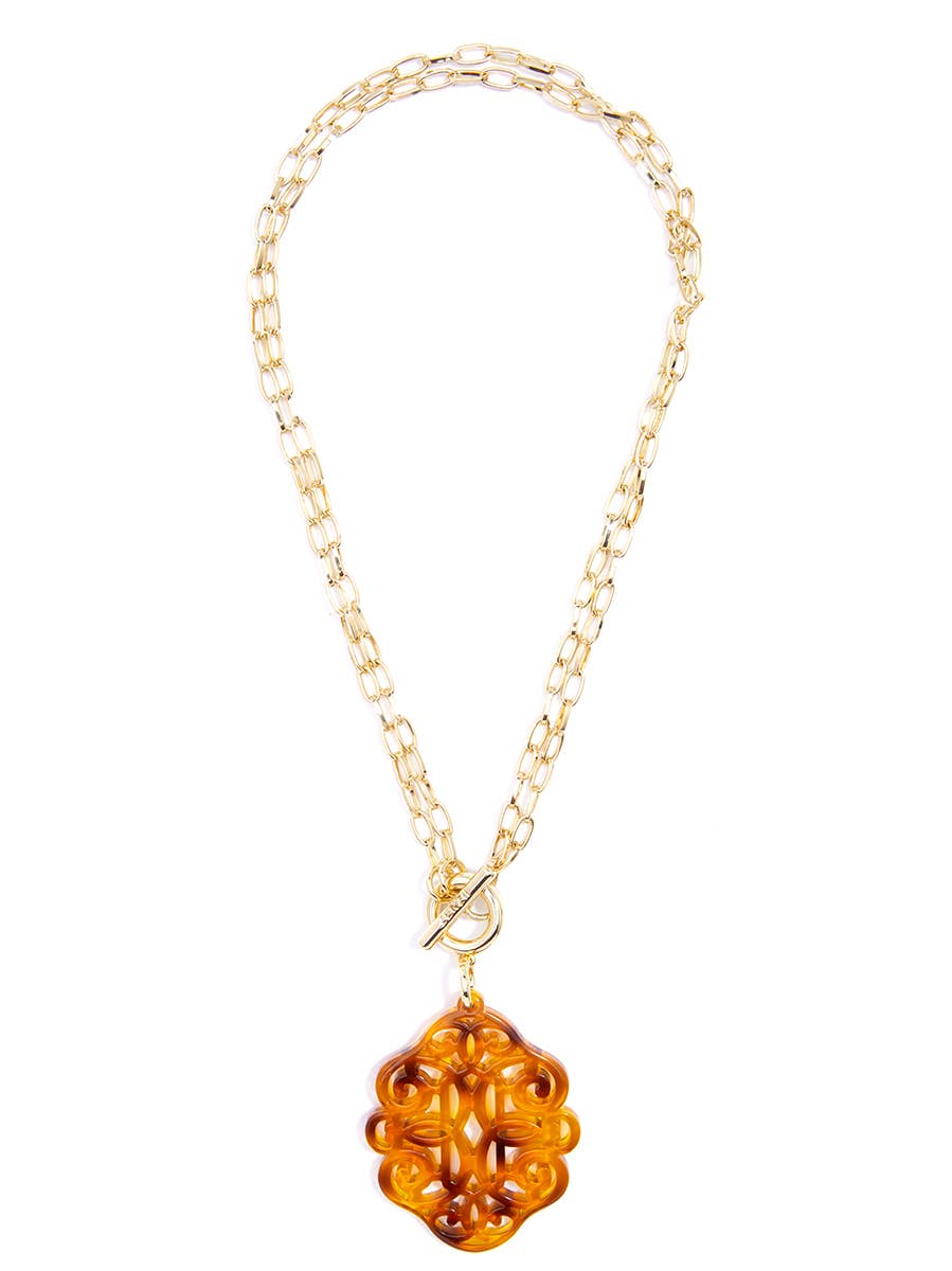 gold chain necklace with tortoise shell pendant